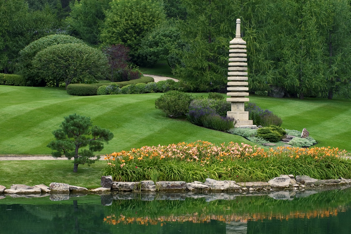 image: japanese garden